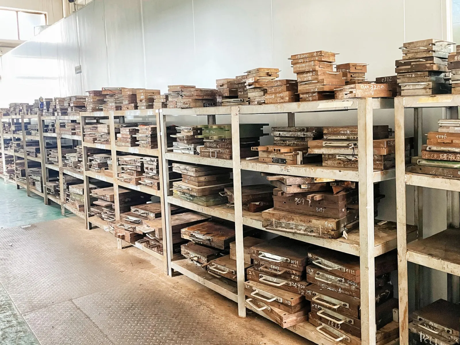 Tooling shop